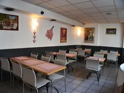 科尔马中心普里莫布里特酒店