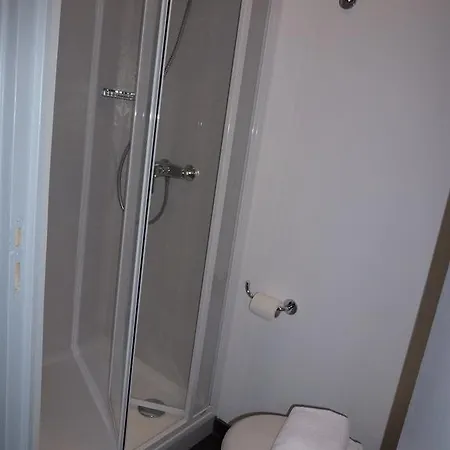 Primo Centre Hotell 2*