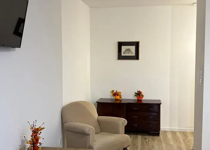 Primo Centre Hotel 2*